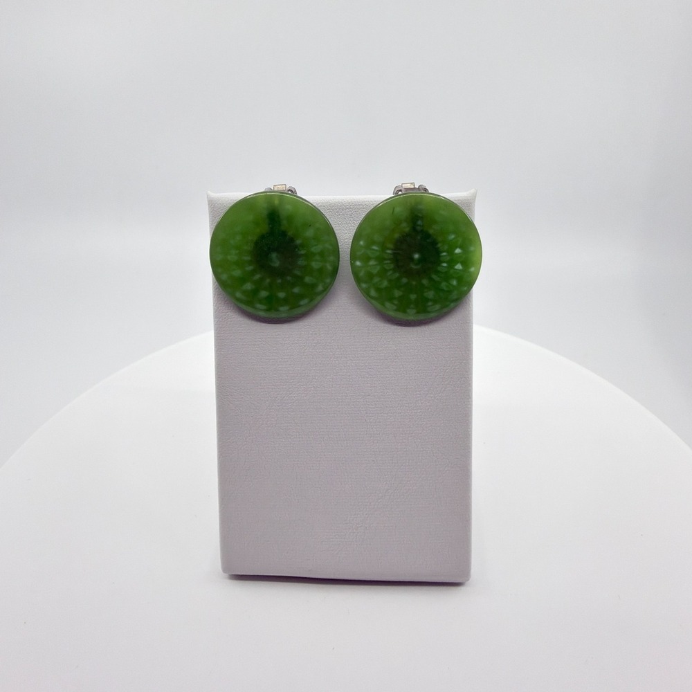 Y2K Vintage Green Glass Disc Clip-On Earrings - Retro Geometric Statement - Picture 7 of 11